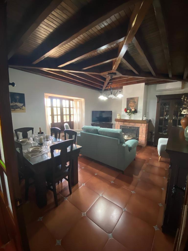 Willa Casa Albarracin Setenil De Las Bodegas Zewnętrze zdjęcie